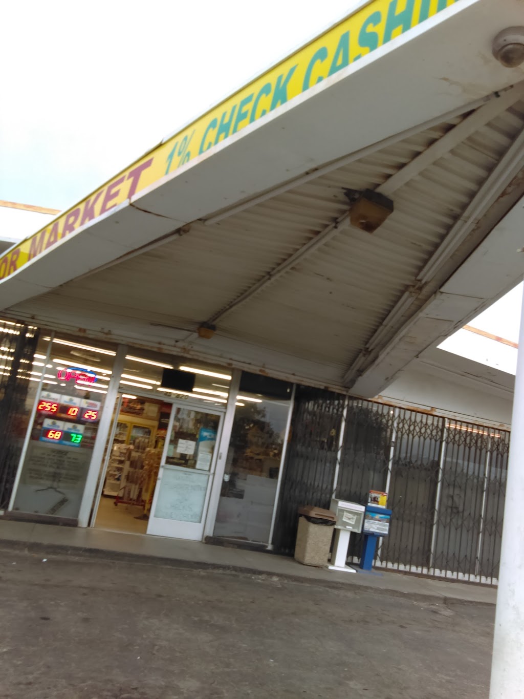 Shermans Oasis Liquor | restaurant | 45820 Oasis St, Indio, CA 92201, USA | 7603471438 OR +1 760-347-1438