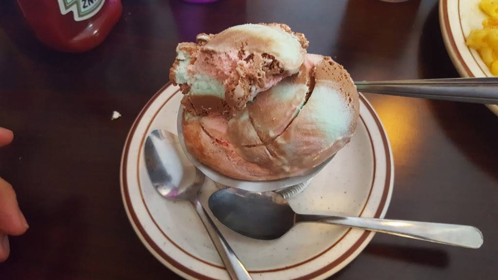 Country Oven of Berkley, MI | restaurant | 4075 Twelve Mile Rd, Berkley, MI 48072, USA | 2485480288 OR +1 248-548-0288