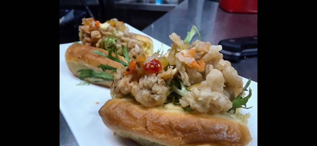 The Hill Bistro | restaurant | 3541 Riverdale Ave, Bronx, NY 10463, USA | 7187087770 OR +1 718-708-7770