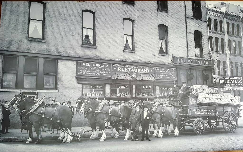 Milwaukee Delicatessen Company | restaurant | 101 W 9th St, Kansas City, MO 64105, USA | 8164716900 OR +1 816-471-6900