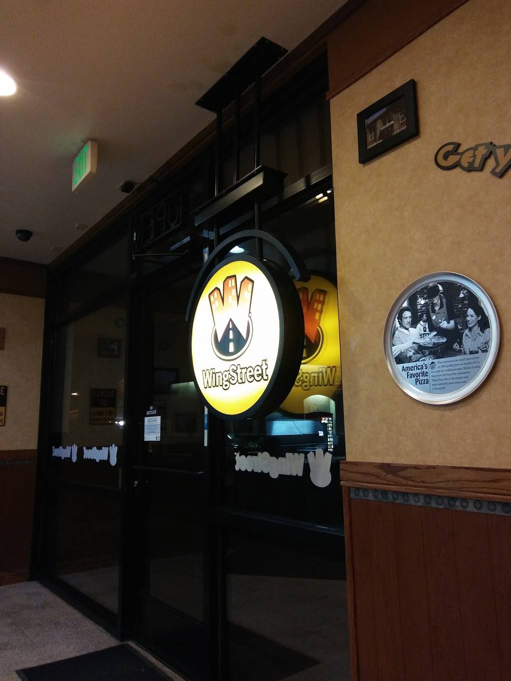 Pizza Hut | meal takeaway | 15 Eagle Canyon Dr, Sparks, NV 89441, USA | 7754243900 OR +1 775-424-3900