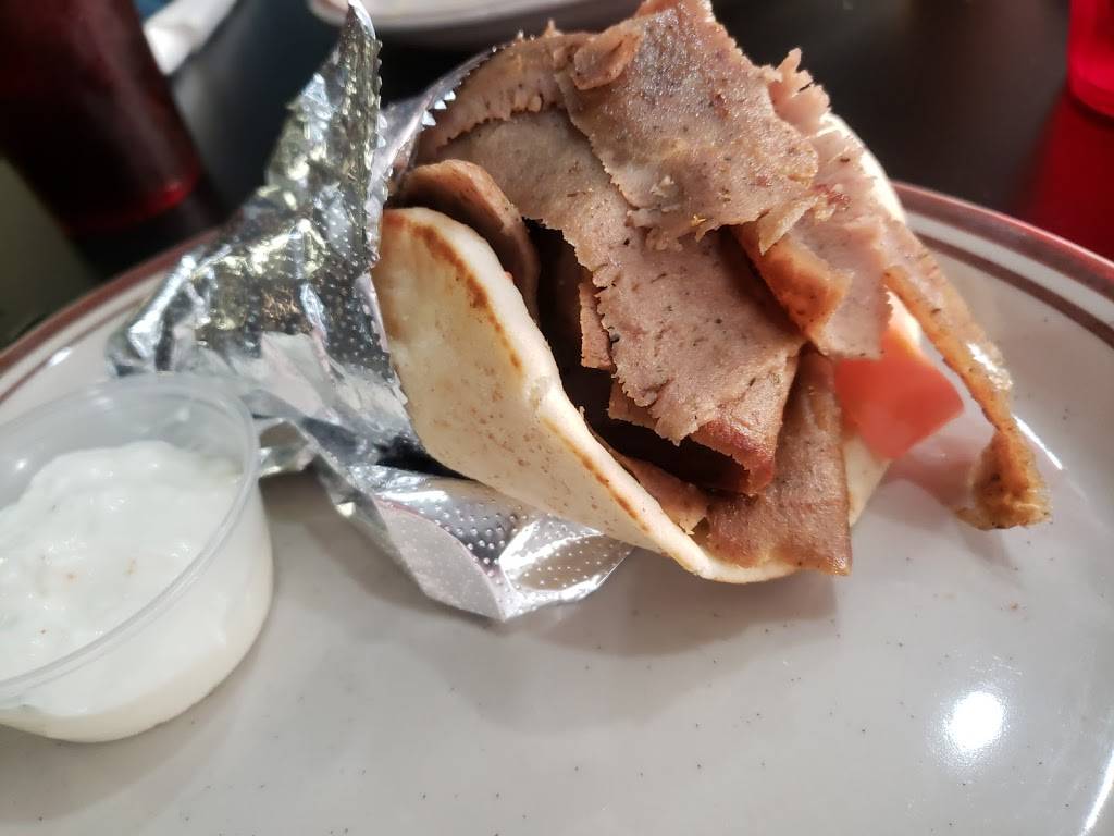 Tinos Greek-American Family Restaurant | restaurant | 5826 Cheviot Rd, Cincinnati, OH 45247, USA | 5132450095 OR +1 513-245-0095