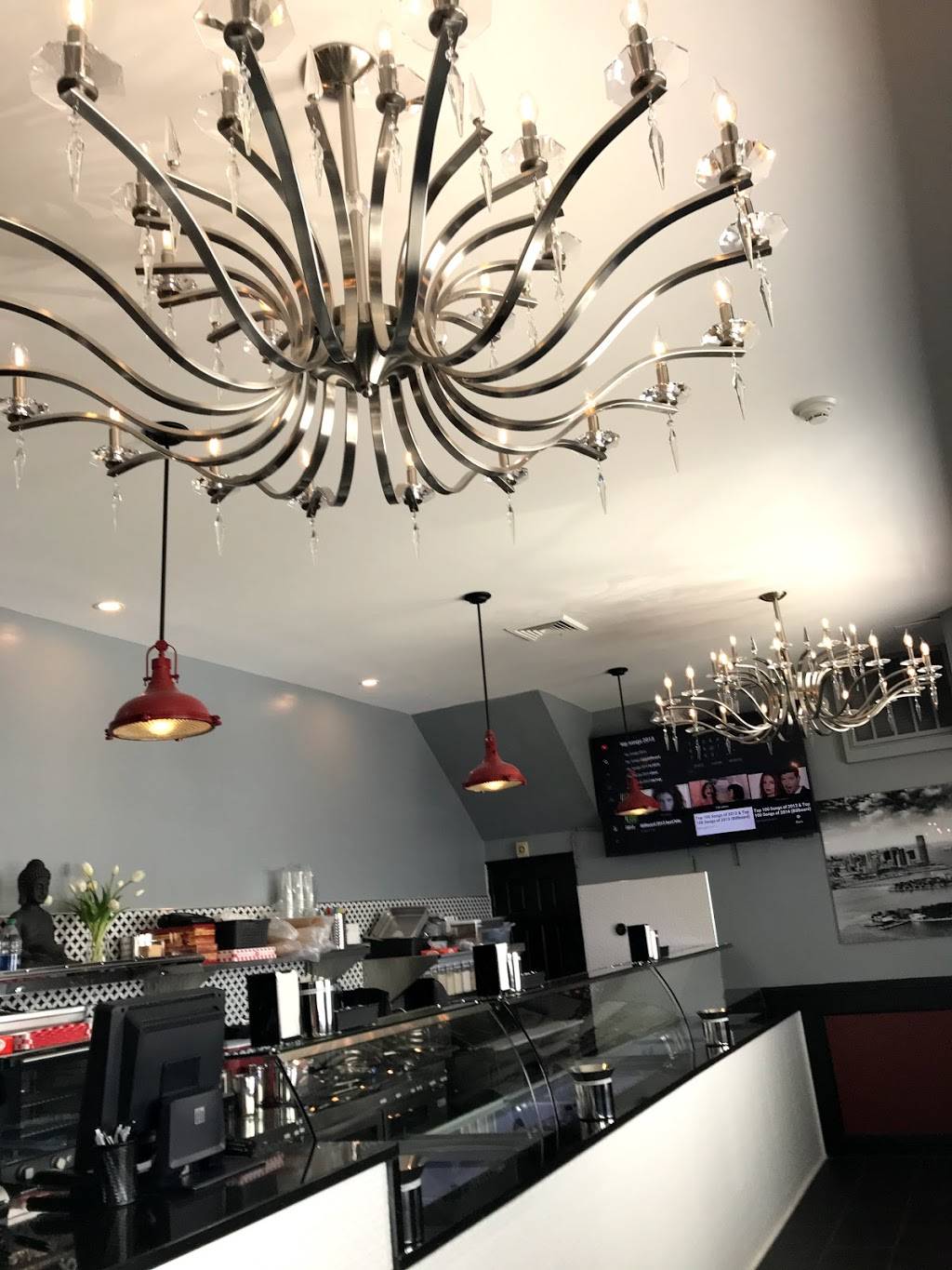 PHOTAUBAY | restaurant | 2650 S 15th St, Philadelphia, PA 19145, USA | 2154546152 OR +1 215-454-6152