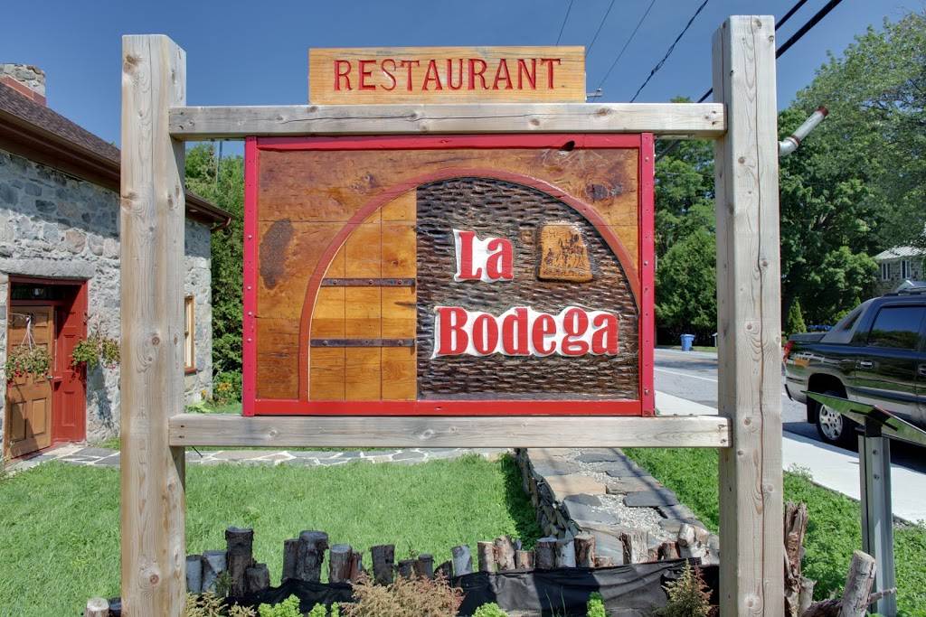 La Bodega | restaurant | 3698 Rue Principale, Dunham, QC J0E 1M0, Canada | 4502840580 OR +1 450-284-0580