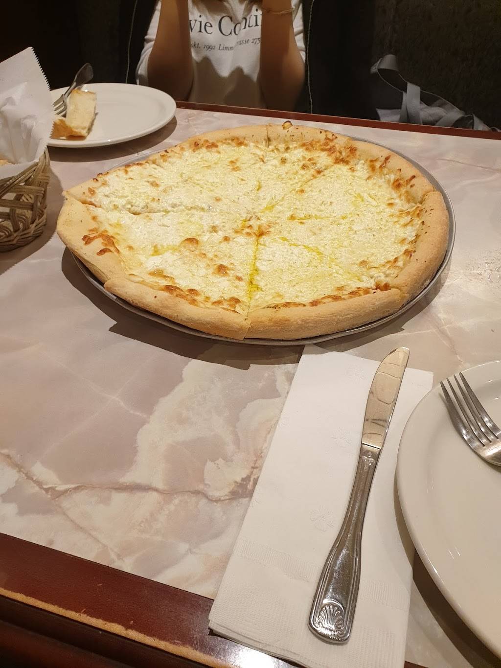 Pizza Olympia | restaurant | 2809 Spenard Rd, Anchorage, AK 99503, USA | 9075615264 OR +1 907-561-5264