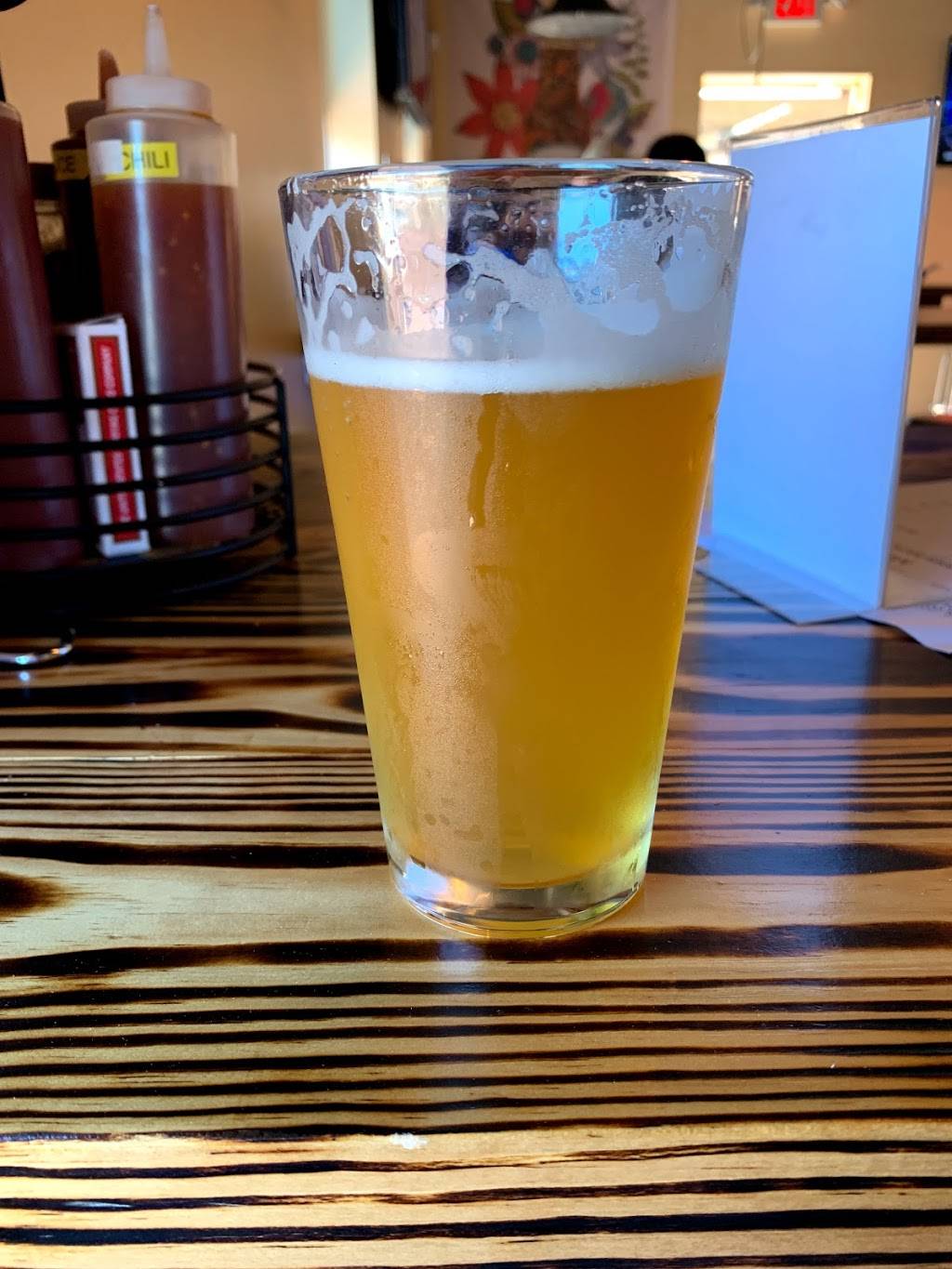 Auggies Draft Room | restaurant | 3 St George St, St. Augustine, FL 32085, USA | 9049071317 OR +1 904-907-1317