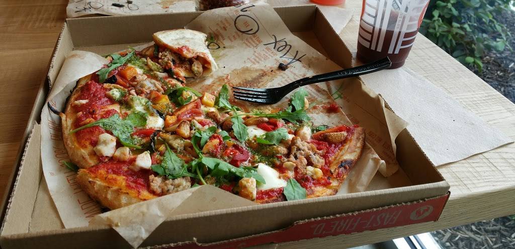 Blaze Pizza | restaurant | 11669 Commercial Dr, Fishers, IN 46038, USA | 3175930197 OR +1 317-593-0197