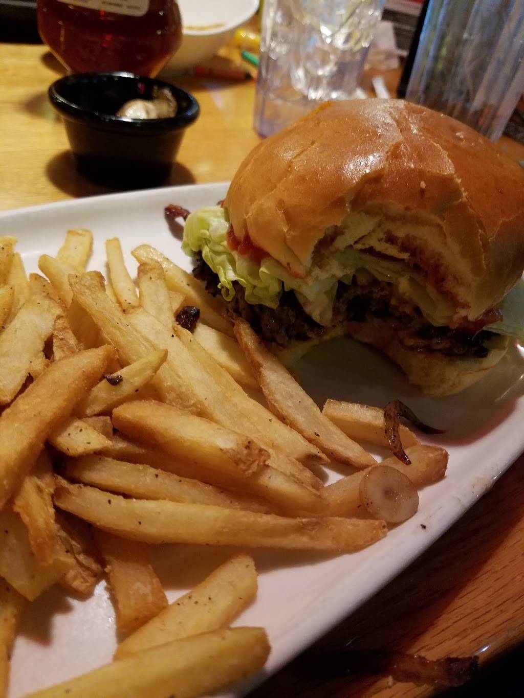 Applebees Grill + Bar | restaurant | 939 Columbia Blvd, Bloomsburg, PA 17815, USA | 5703873334 OR +1 570-387-3334