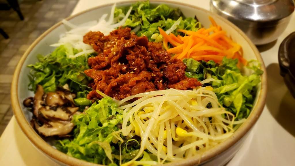 Myungdong Noodle Shabu-Shabu | restaurant | 2560 Shepard Ave #5, Mississauga, ON L5A 4E1, Canada | 9053061010 OR +1 905-306-1010