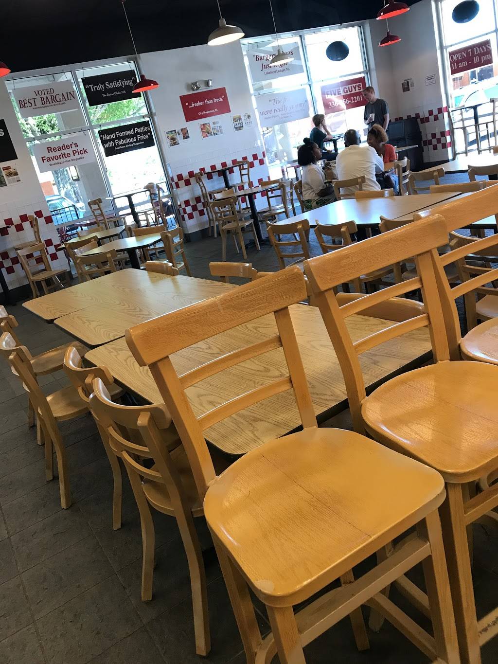 Five Guys | meal takeaway | 3124 Kathleen Ave, Greensboro, NC 27408, USA | 3368562201 OR +1 336-856-2201