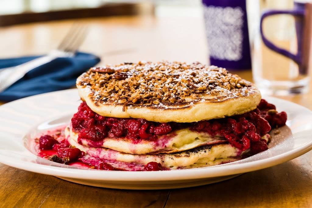 Half & Half | cafe | 8135 Maryland Ave, Clayton, MO 63105, USA | 3147250719 OR +1 314-725-0719