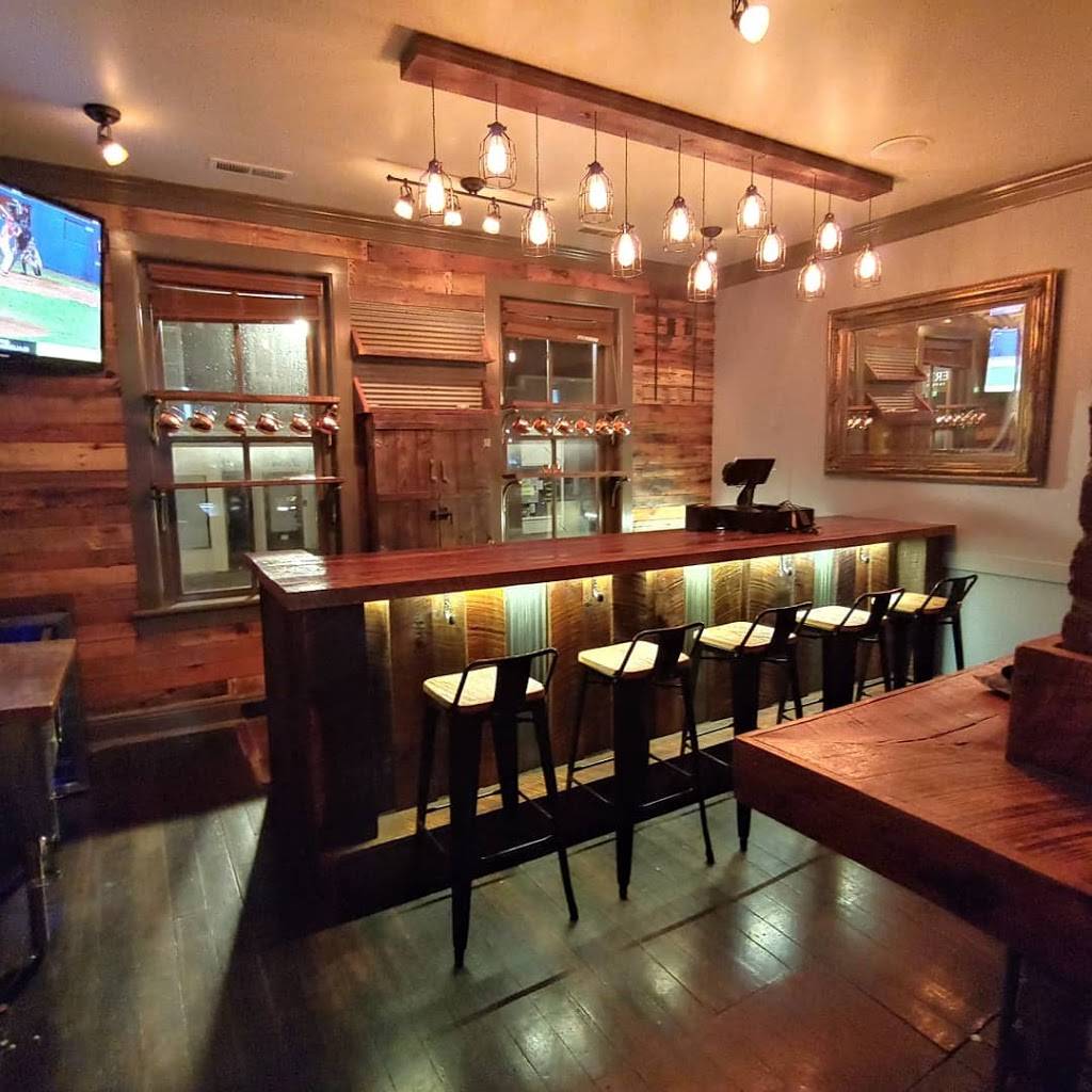 The Southern Deli & Tavern | restaurant | 207 S Limestone, Lexington, KY 40508, USA | 8593688807 OR +1 859-368-8807