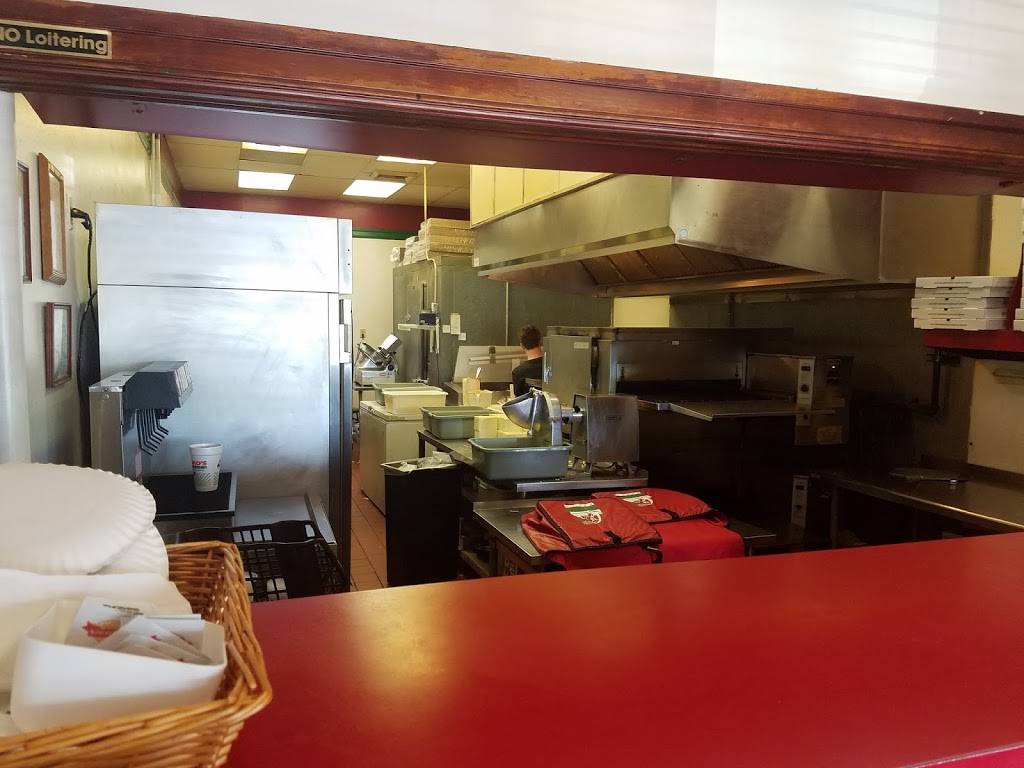 Imos Pizza | meal delivery | 2095 Bentley Plaza, Fenton, MO 63026, USA | 6362256175 OR +1 636-225-6175