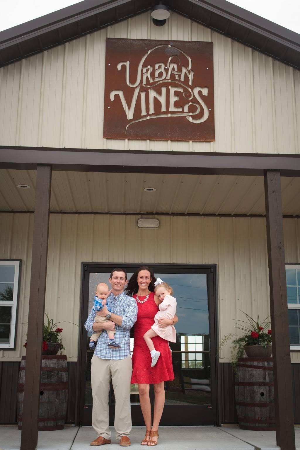 Urban Vines Winery & Brewery | restaurant | 303 E 161st St, Westfield, IN 46074, USA | 3177630678 OR +1 317-763-0678
