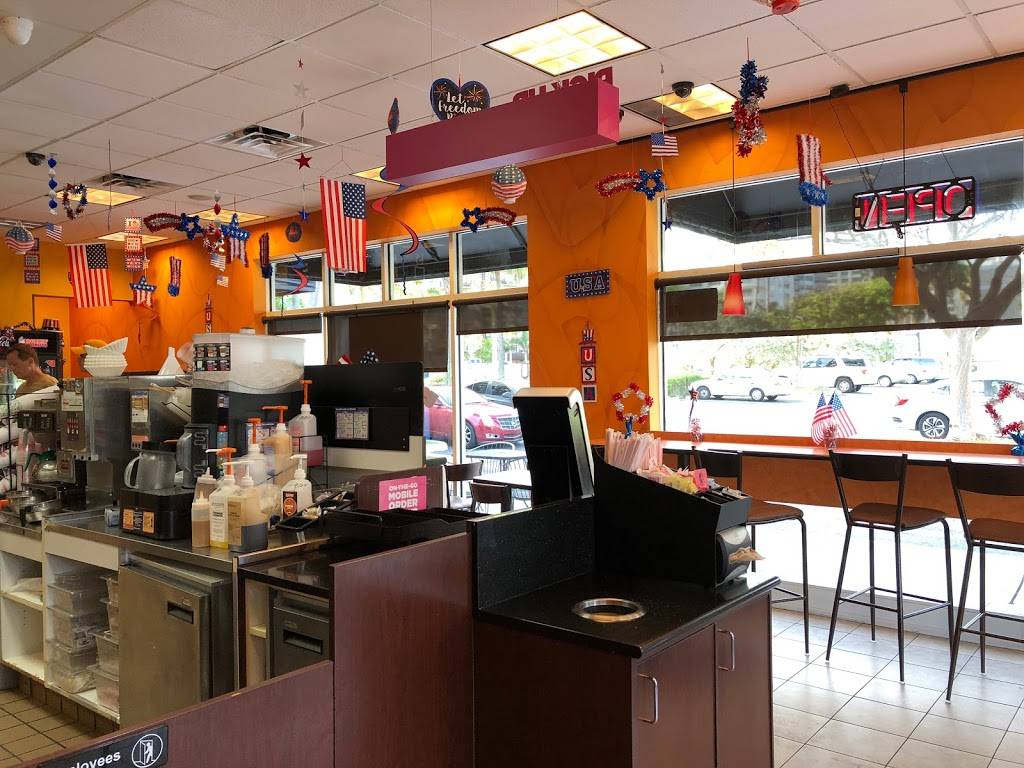 Dunkin | bakery | 3904 N Ocean Blvd, Fort Lauderdale, FL 33308, USA | 9545677262 OR +1 954-567-7262