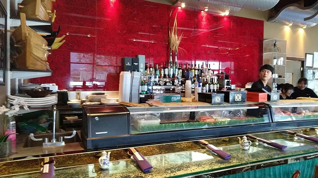 Yum Asian Fusion Cuisine and Sushi | restaurant | 18220 E 104th Ave, Commerce City, CO 80022, USA | 3038530680 OR +1 303-853-0680