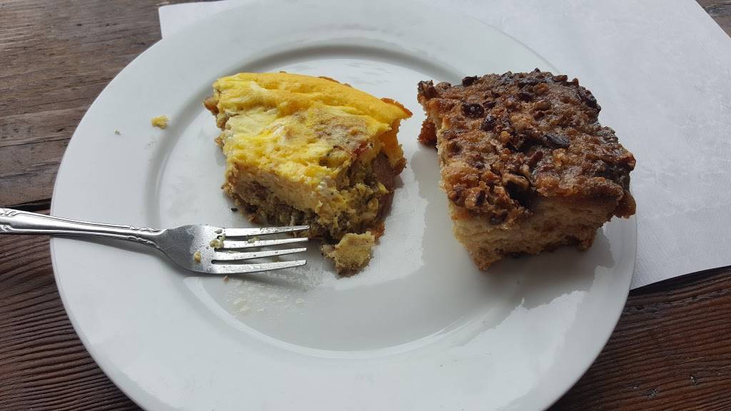 Ivy Bake Shoppe & Cafe | restaurant | 514 Jefferson St, Burlington, IA 52601, USA | 3197545924 OR +1 319-754-5924