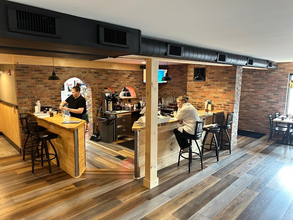 The Brick & Grills | restaurant | 209 Main St, Ashaway, RI 02804, USA | 4013772230 OR +1 401-377-2230