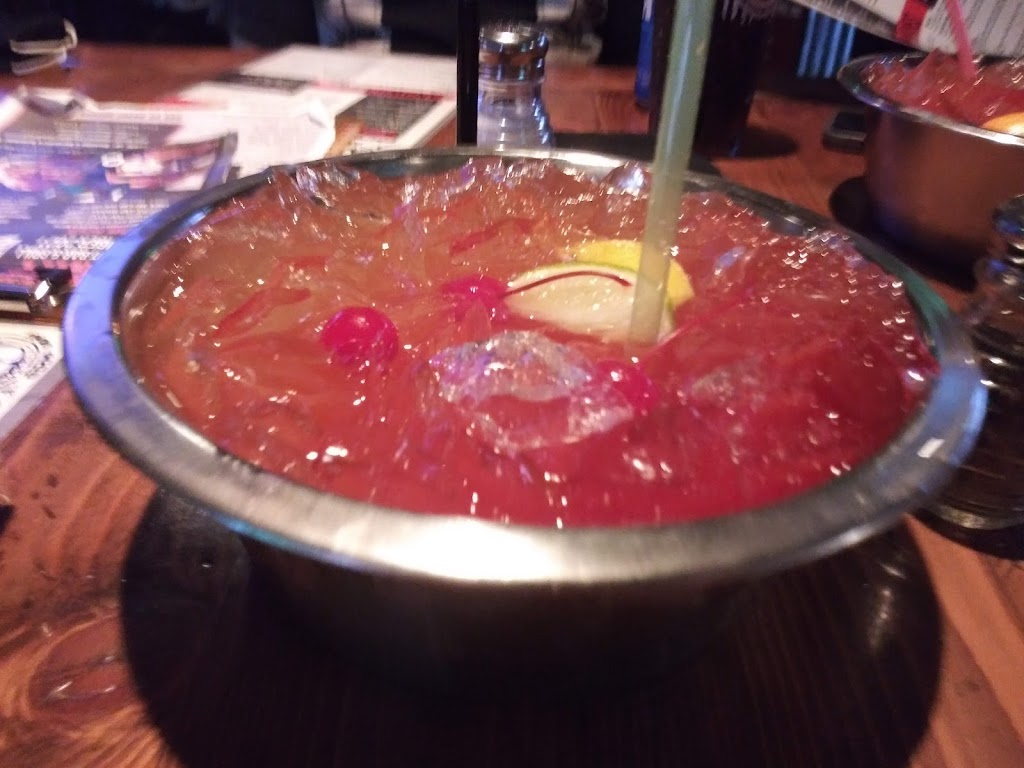 Stone Hut Bar & Grill | restaurant | 1427 Plaza Way, Walla Walla, WA 99362, USA | 5095259971 OR +1 509-525-9971