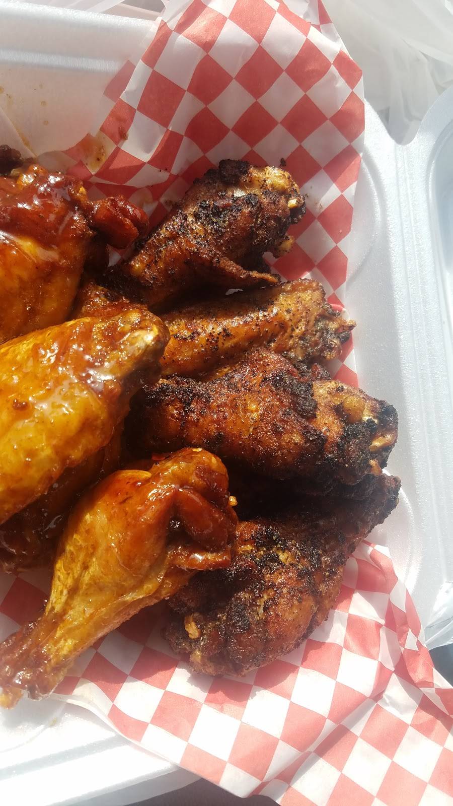 A Mouthful | restaurant | 2601 Tuckaseegee Rd, Charlotte, NC 28208, USA | 7048905187 OR +1 704-890-5187