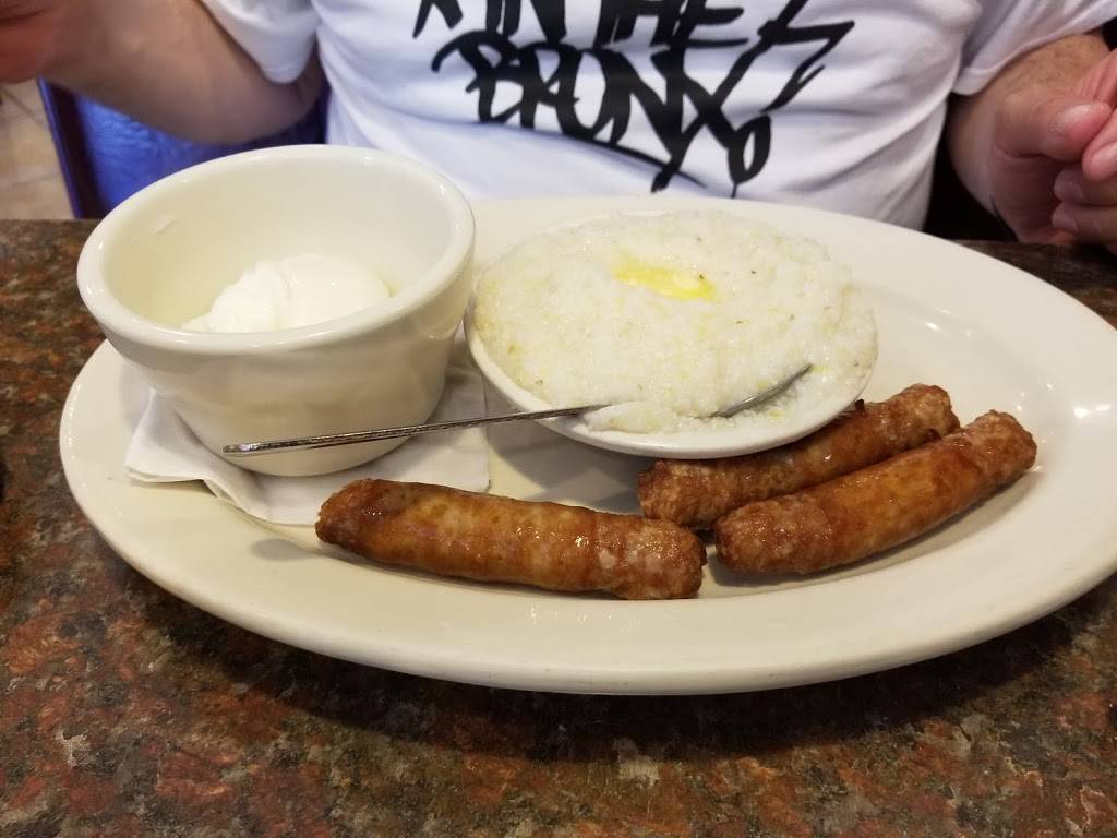 Lollipops Diner | restaurant | 15331 Cross Island Pkwy, Whitestone, NY 11357, USA | 7187464756 OR +1 718-746-4756