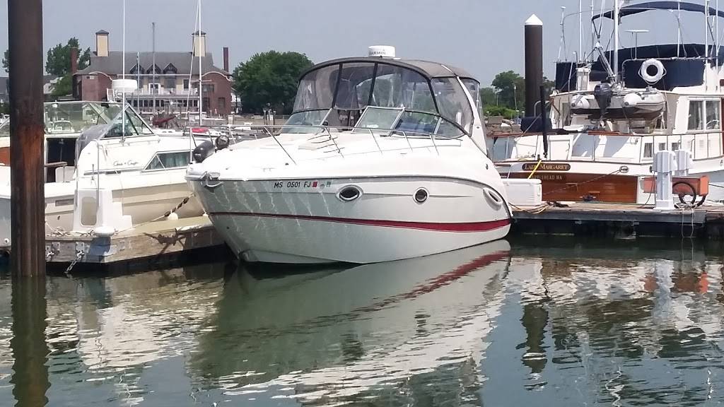 Winthrop Yacht Club | night club | 649 Shirley St, Winthrop, MA 02152, USA | 6178466209 OR +1 617-846-6209