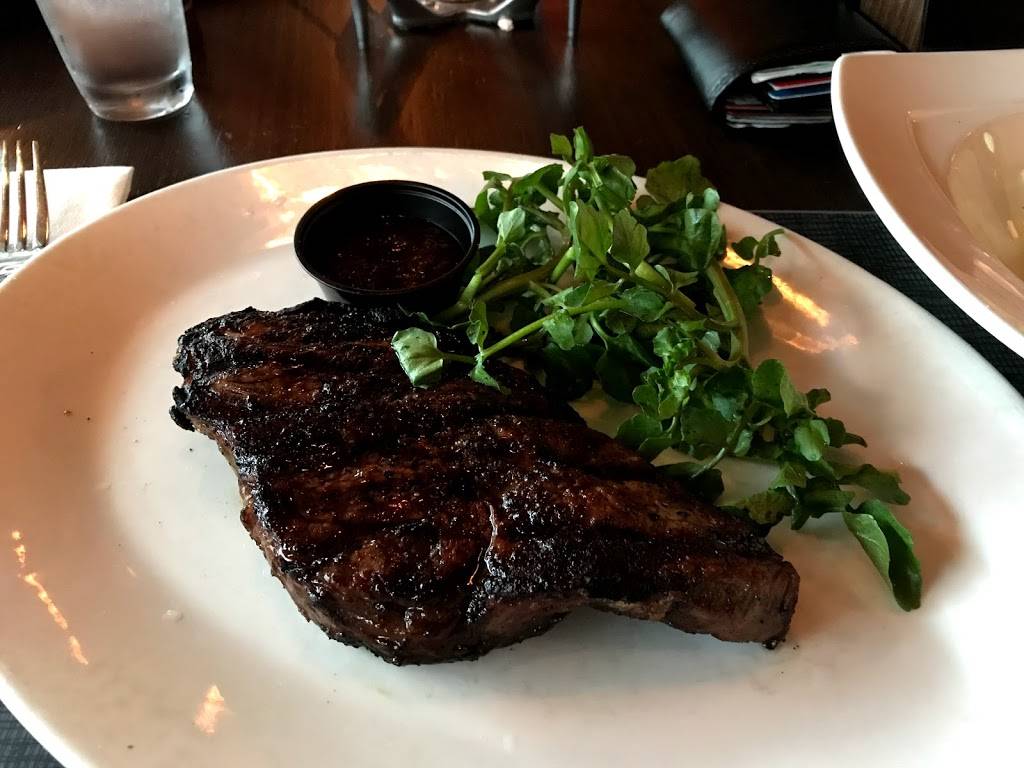 Prime Tavern | restaurant | LaGuardia Rd, East Elmhurst, NY 11371, USA | 7185333400 OR +1 718-533-3400