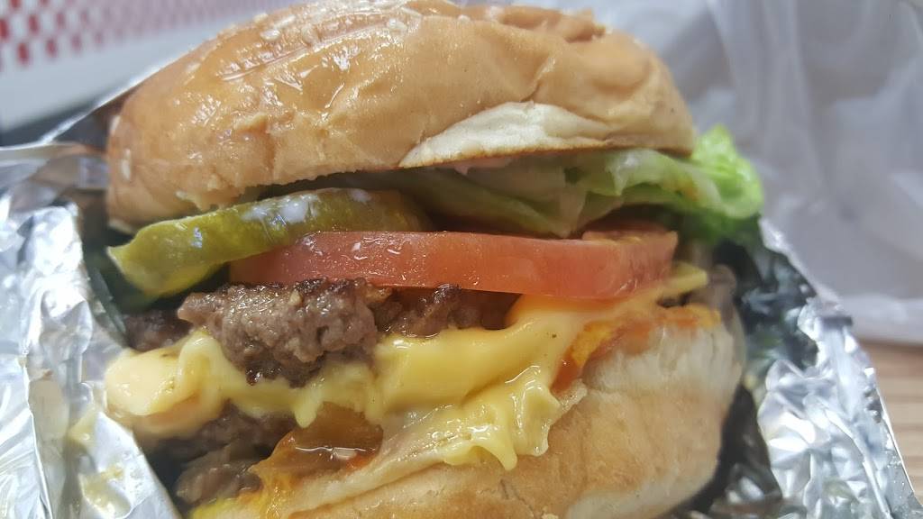Five Guys | meal takeaway | 254-55 Horace Harding Expy, Little Neck, NY 11362, USA | 7186312100 OR +1 718-631-2100