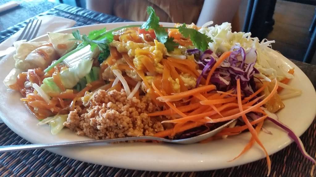 Thai Chili Restaurant | restaurant | 1812 N Tustin St, Orange, CA 92865, USA | 7149983822 OR +1 714-998-3822