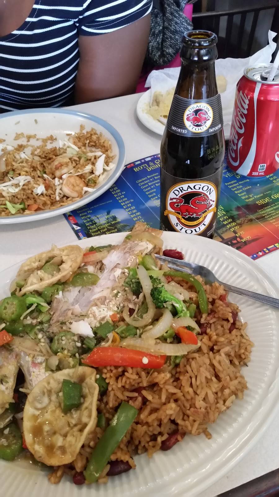 Reddafire Restaurant | restaurant | 900 Rathburn Rd W, Mississauga, ON L5C 4L3, Canada | 9052720431 OR +1 905-272-0431