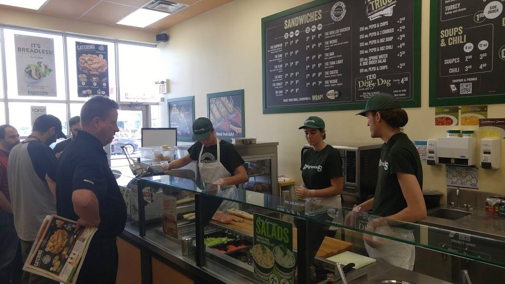 Dagwoods La Sandwicherie | restaurant | 1106-D Klondike Rd, Kanata, ON K2K 0G1, Canada | 6135923631 OR +1 613-592-3631