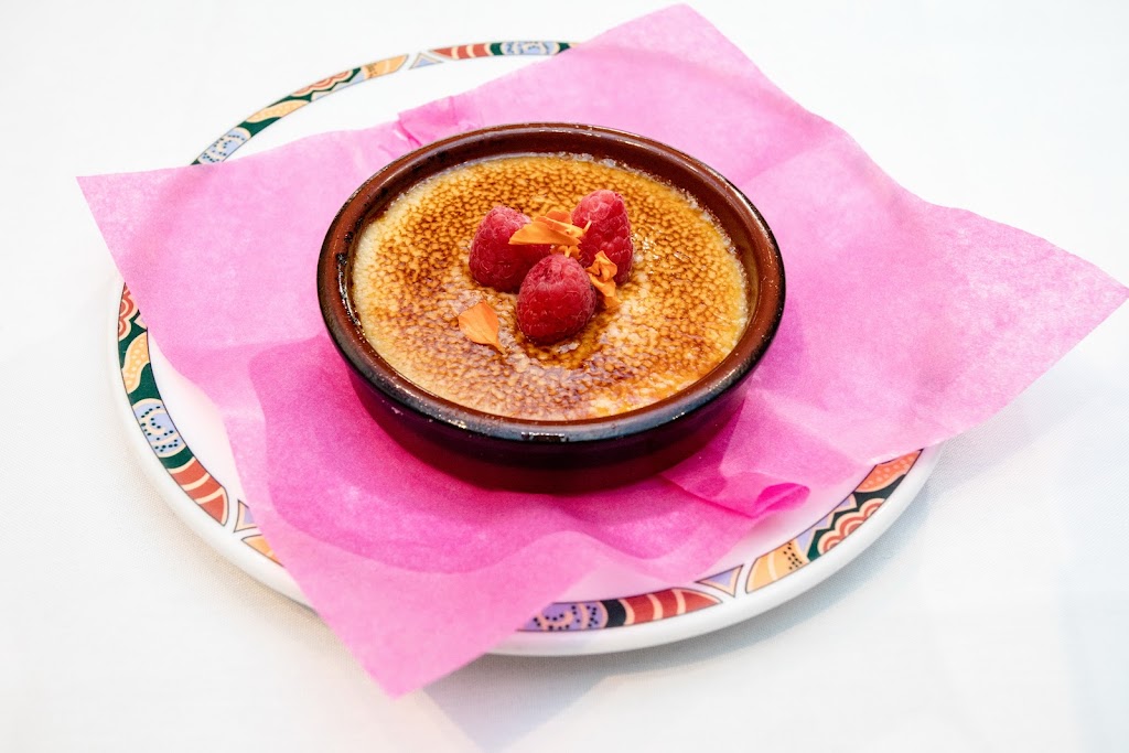 Manchamanteles | meal takeaway | 2009 N Western Ave, Chicago, IL 60647, USA | 7737998148 OR +1 773-799-8148