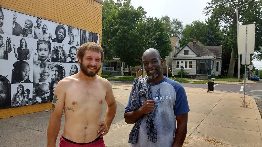 Sparkys | restaurant | 1914 N Wisconsin Ave, Peoria, IL 61603, USA | 3096823930 OR +1 309-682-3930