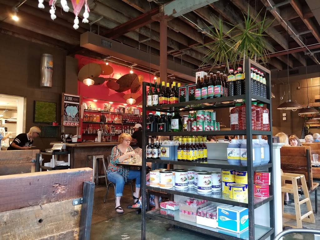 Lulus Thai Noodle Shop | restaurant | 2701 W 47th Ave, Westwood, KS 66205, USA | 9136775858 OR +1 913-677-5858