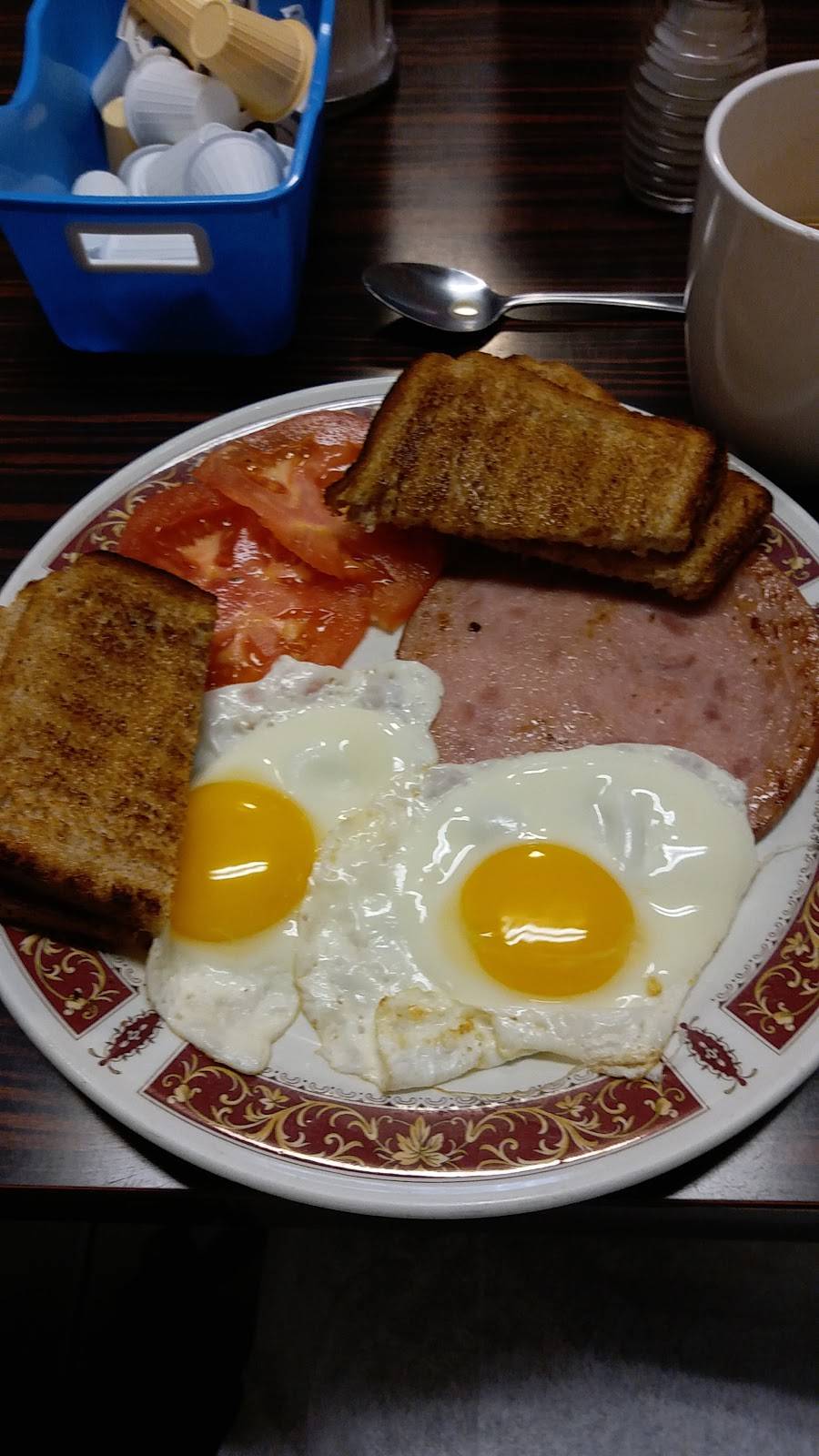 Mommas Country Kitchen | restaurant | 597 Monaghan Rd, Peterborough, ON K9J 5J1, Canada | 7057750595 OR +1 705-775-0595