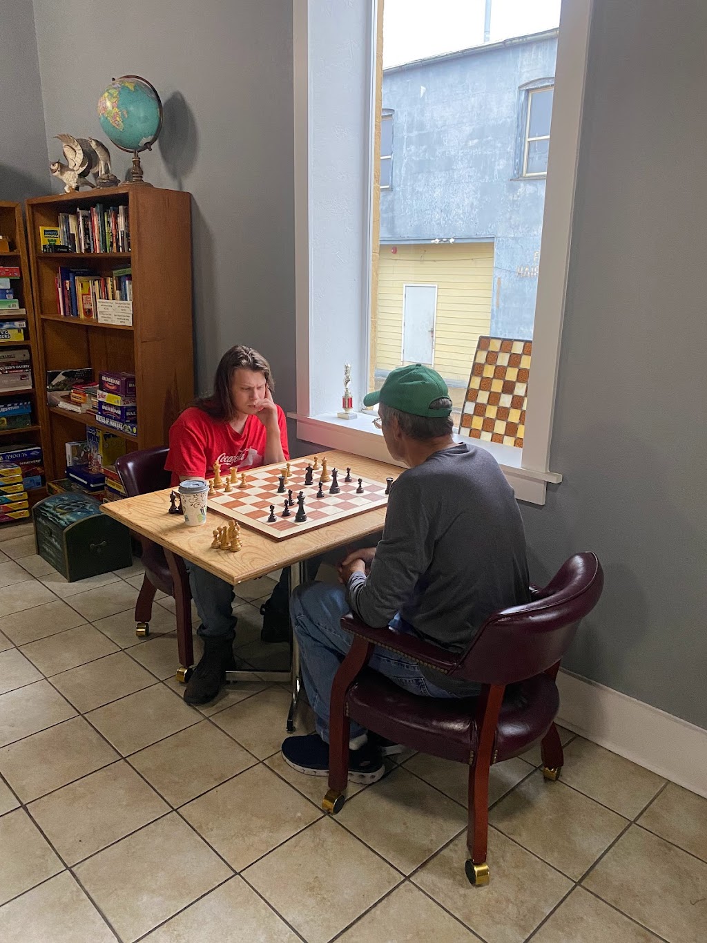 Main Place Chess Club & Games | restaurant | 700 Main St, Van Buren, AR 72956, USA | 4793581010 OR +1 479-358-1010