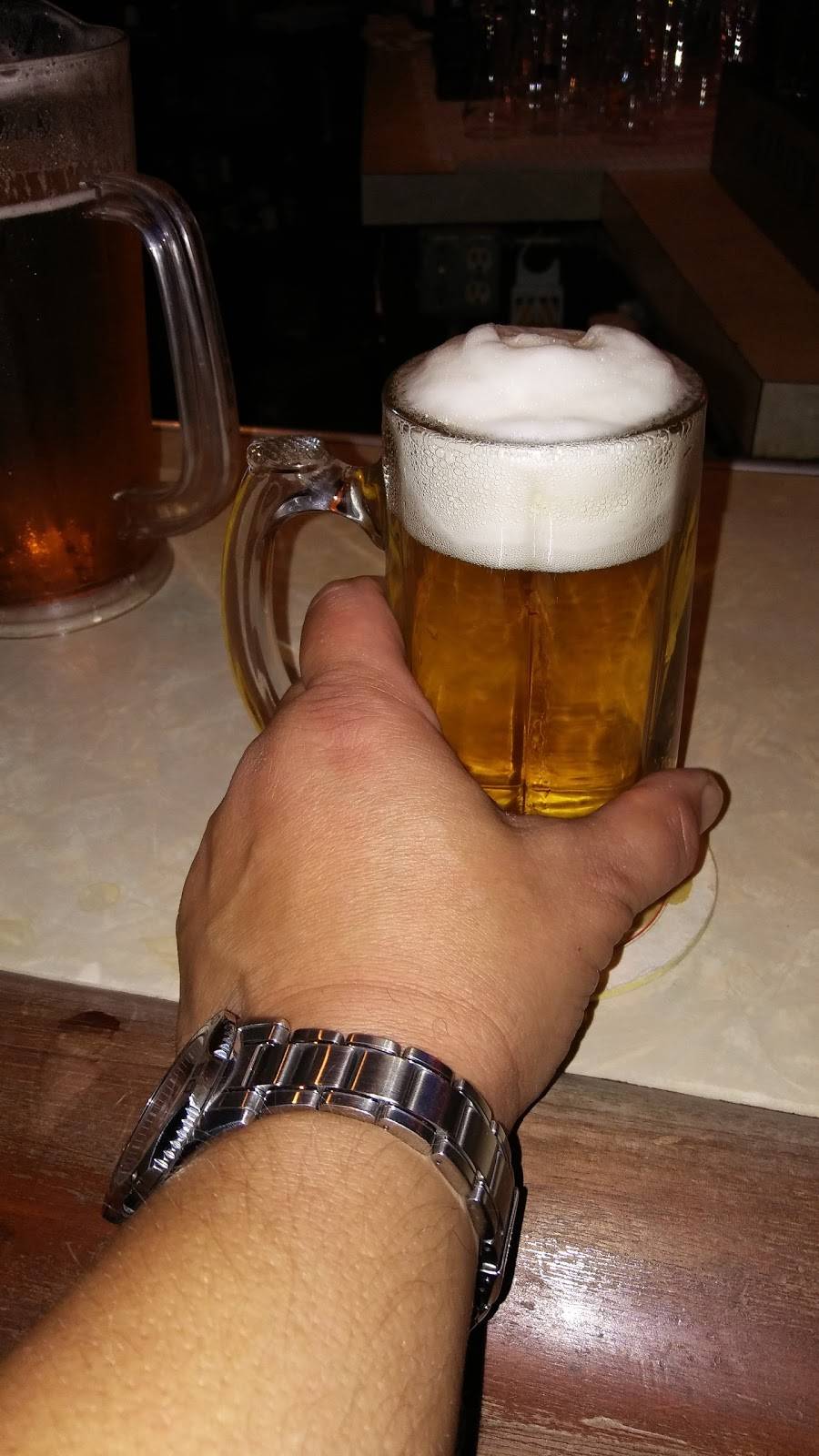 Gards | restaurant | 7170 W Burleigh St, Milwaukee, WI 53210, USA | 4144424280 OR +1 414-442-4280