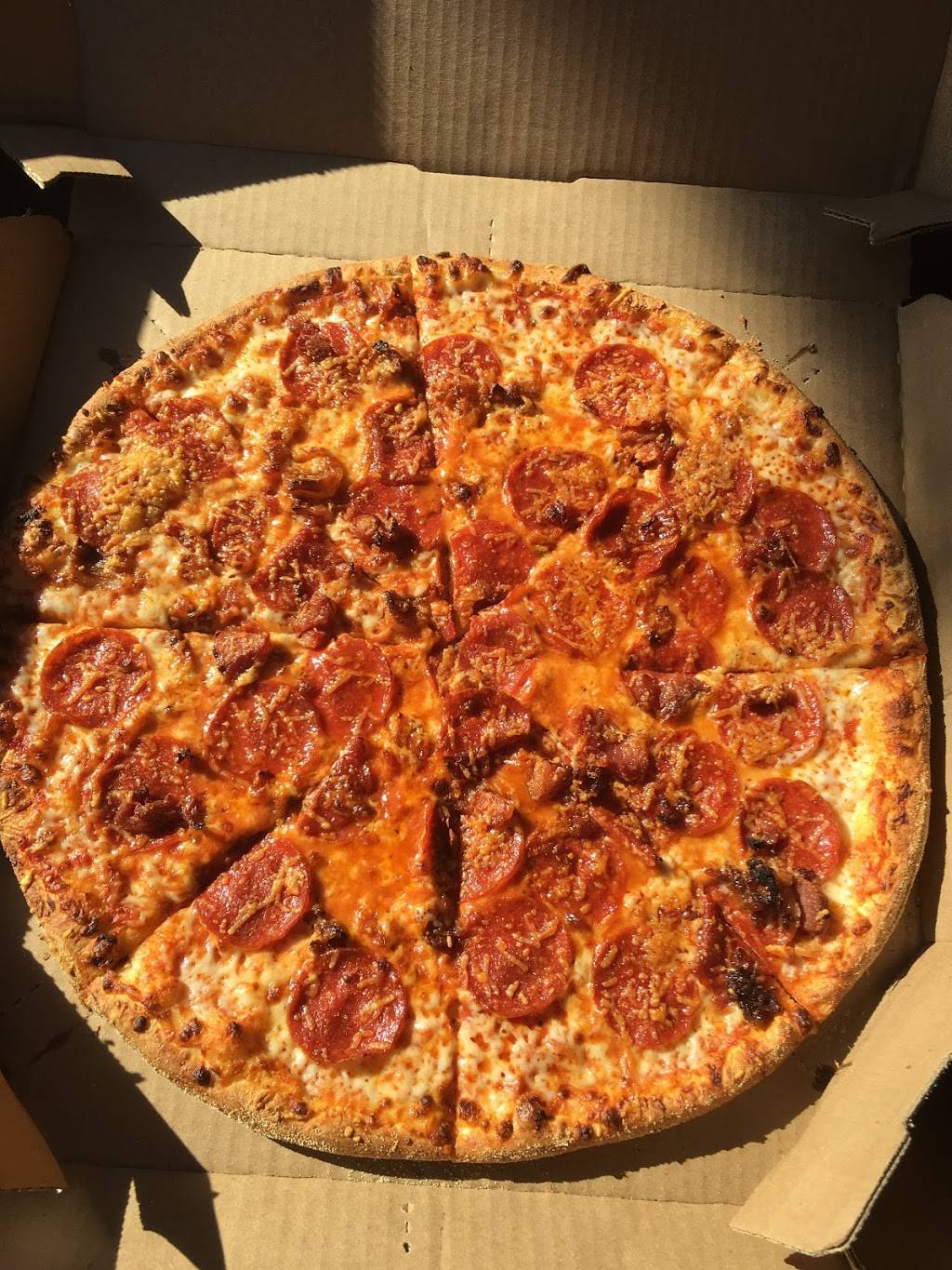 Dominos Pizza | meal delivery | 5065 Hollywood Blvd Ste 101, Los Angeles, CA 90027, USA | 3236626666 OR +1 323-662-6666