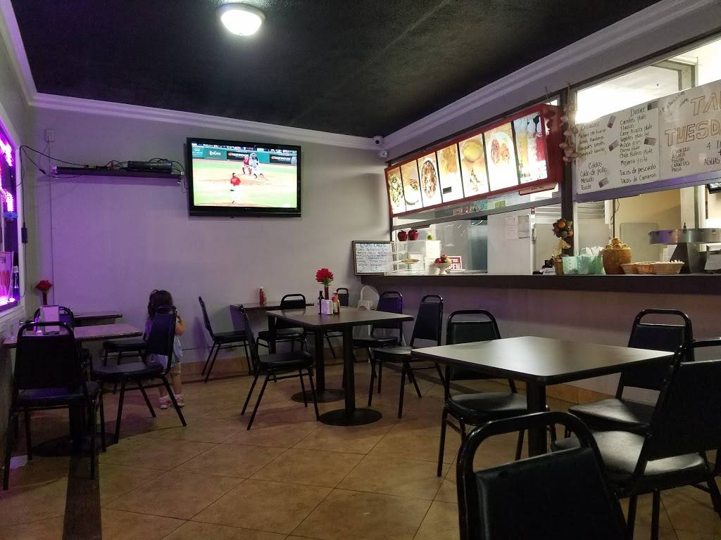 Ricos Tacos Antony | restaurant | 825 CA-18 Business, San Bernardino, CA 92405, USA | 9094439501 OR +1 909-443-9501