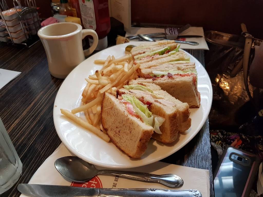 Hofs Hut Restaurant & Bakery | bakery | 2147 N Bellflower Blvd, Long Beach, CA 90815, USA | 5625975811 OR +1 562-597-5811