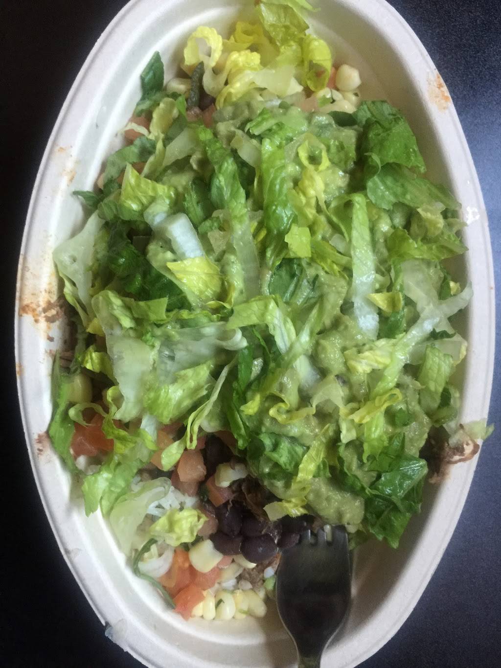 Chipotle Mexican Grill | restaurant | 9506 Main St No 22B, Fairfax, VA 22031, USA | 5713285485 OR +1 571-328-5485
