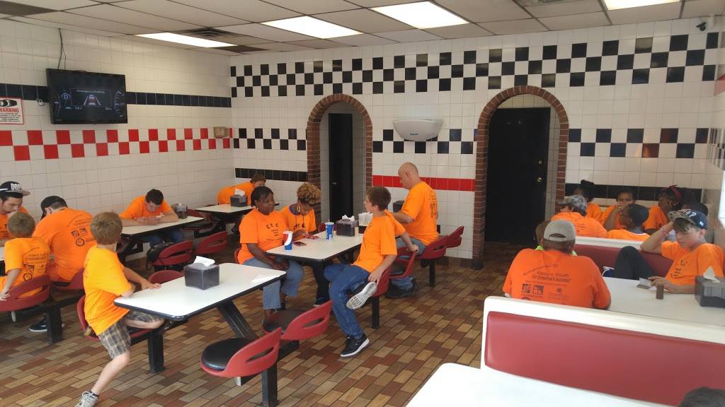 Carbones Pizza & Subs | restaurant | 568 South Park Ave, Buffalo, NY 14204, USA | 7168551749 OR +1 716-855-1749