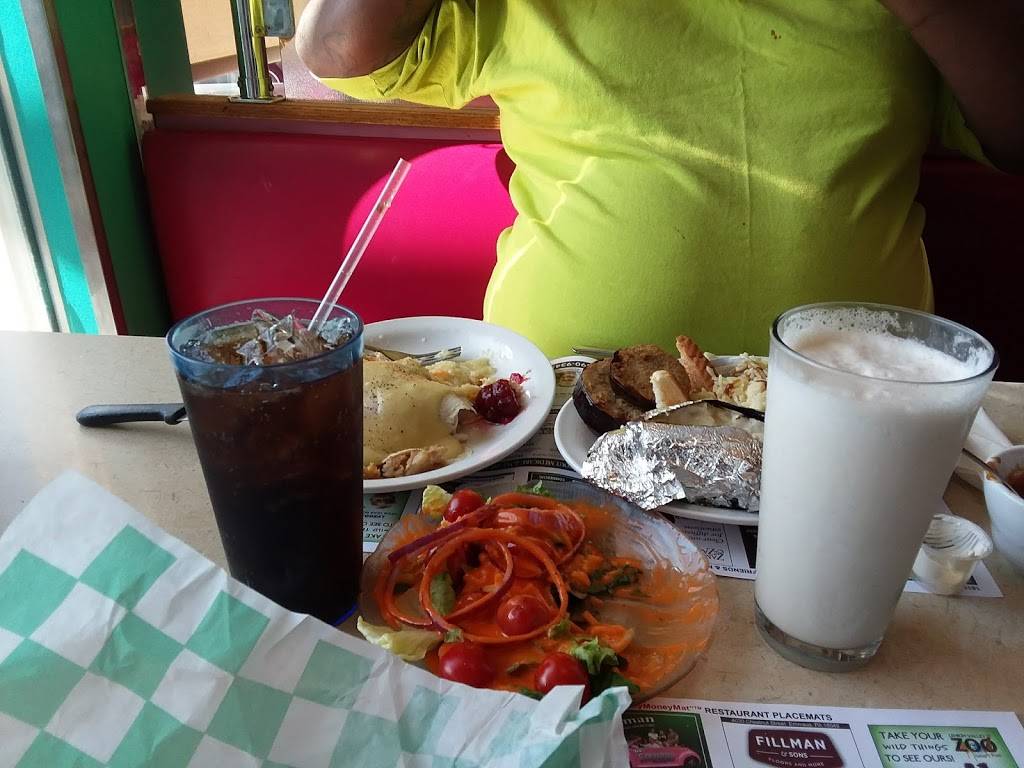 Queen City Diner | restaurant | 1801 Lehigh St, Allentown, PA 18103, USA | 6107910240 OR +1 610-791-0240