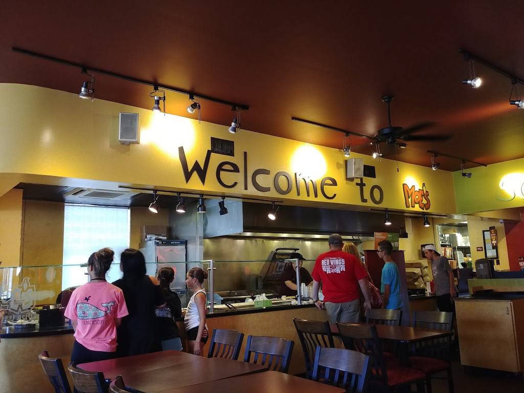 Moes Southwest Grill | restaurant | 900 Houston Northcutt Blvd, Mt Pleasant, SC 29464, USA | 8433882200 OR +1 843-388-2200