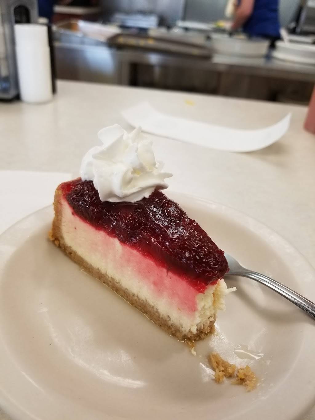 Skyline Chili | restaurant | 12000 Lebanon Rd, Cincinnati, OH 45241, USA | 5137330605 OR +1 513-733-0605