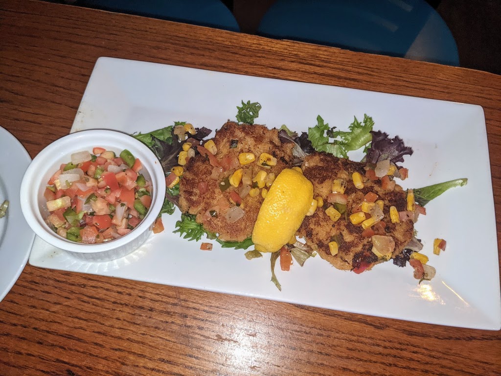 Lazy Gator Ruskin LLC | restaurant | 102 W Shell Point Rd, Ruskin, FL 33570, USA | 8134194841 OR +1 813-419-4841