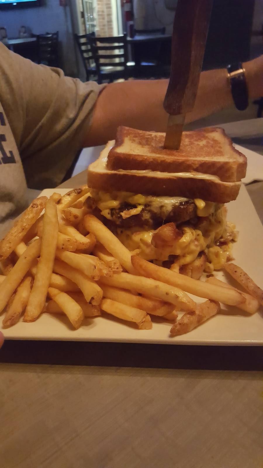 Bishop Hill Tavern | restaurant | 2868 Hartford Ave, Johnston, RI 02919, USA | 4019340097 OR +1 401-934-0097