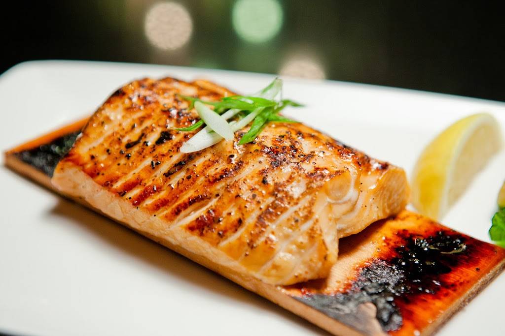 Weber Grill Restaurant & Academy | restaurant | 1010 N Meacham Rd, Schaumburg, IL 60173, USA | 8474130800 OR +1 847-413-0800