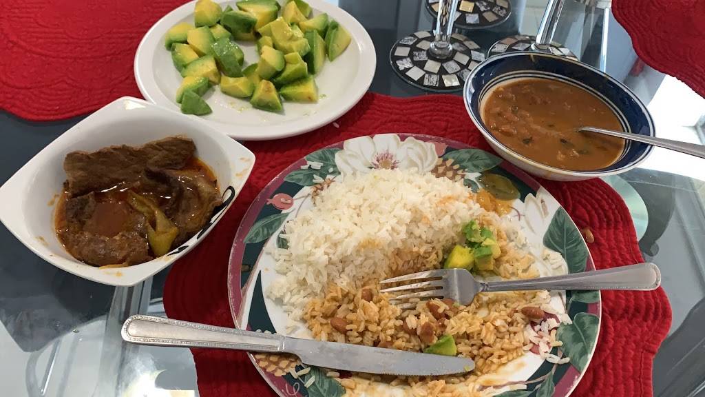 El arco Iris | restaurant | 3900 Palm Beach Blvd, Fort Myers, FL 33916, United States | 2396935005 OR +1 239-693-5005