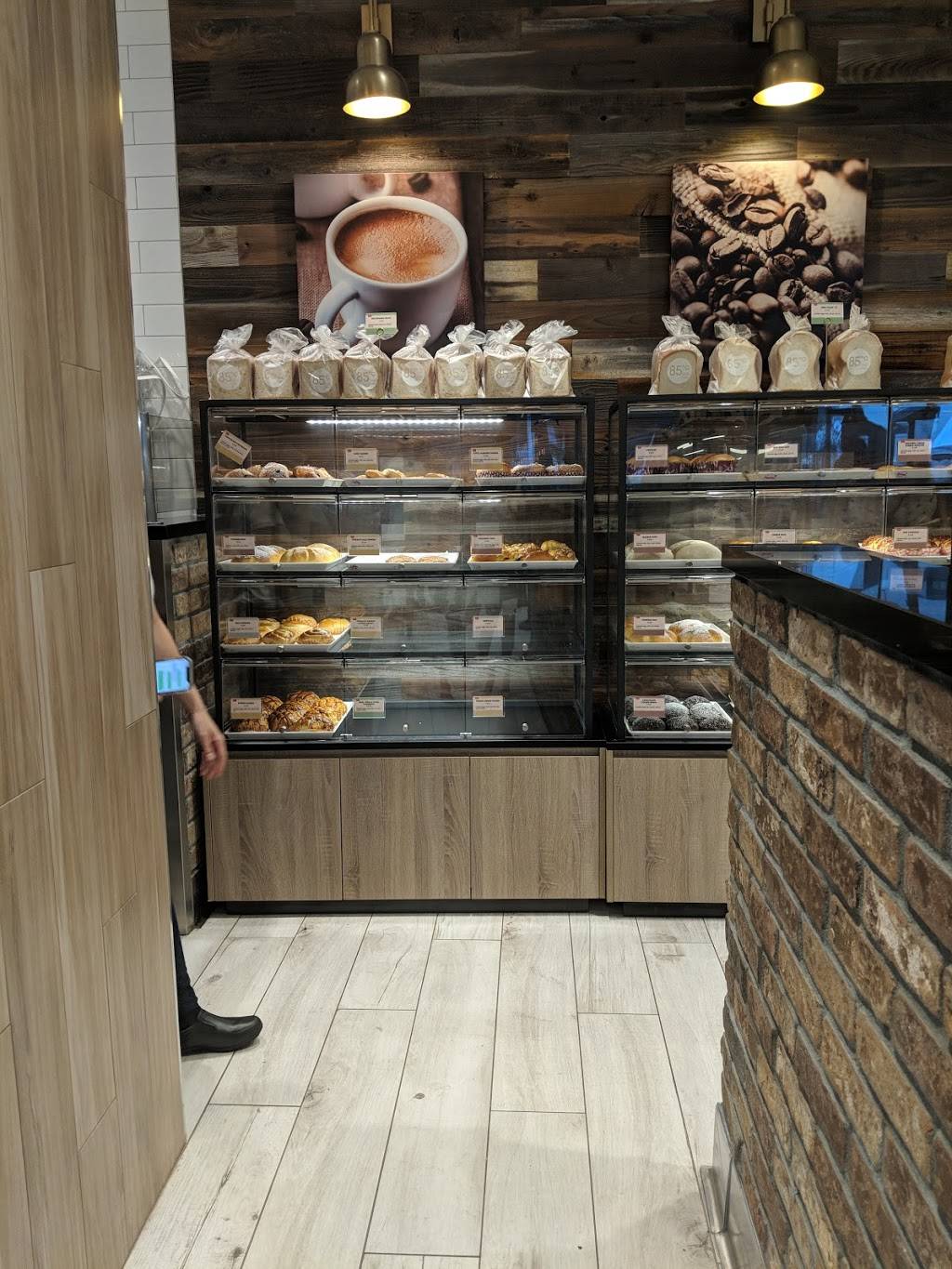 85C Bakery Cafe - Sherman Oaks | bakery | Westfield Fashion Square, 14006 Riverside Dr #30, Sherman Oaks, CA 91423, USA | 8185018585 OR +1 818-501-8585